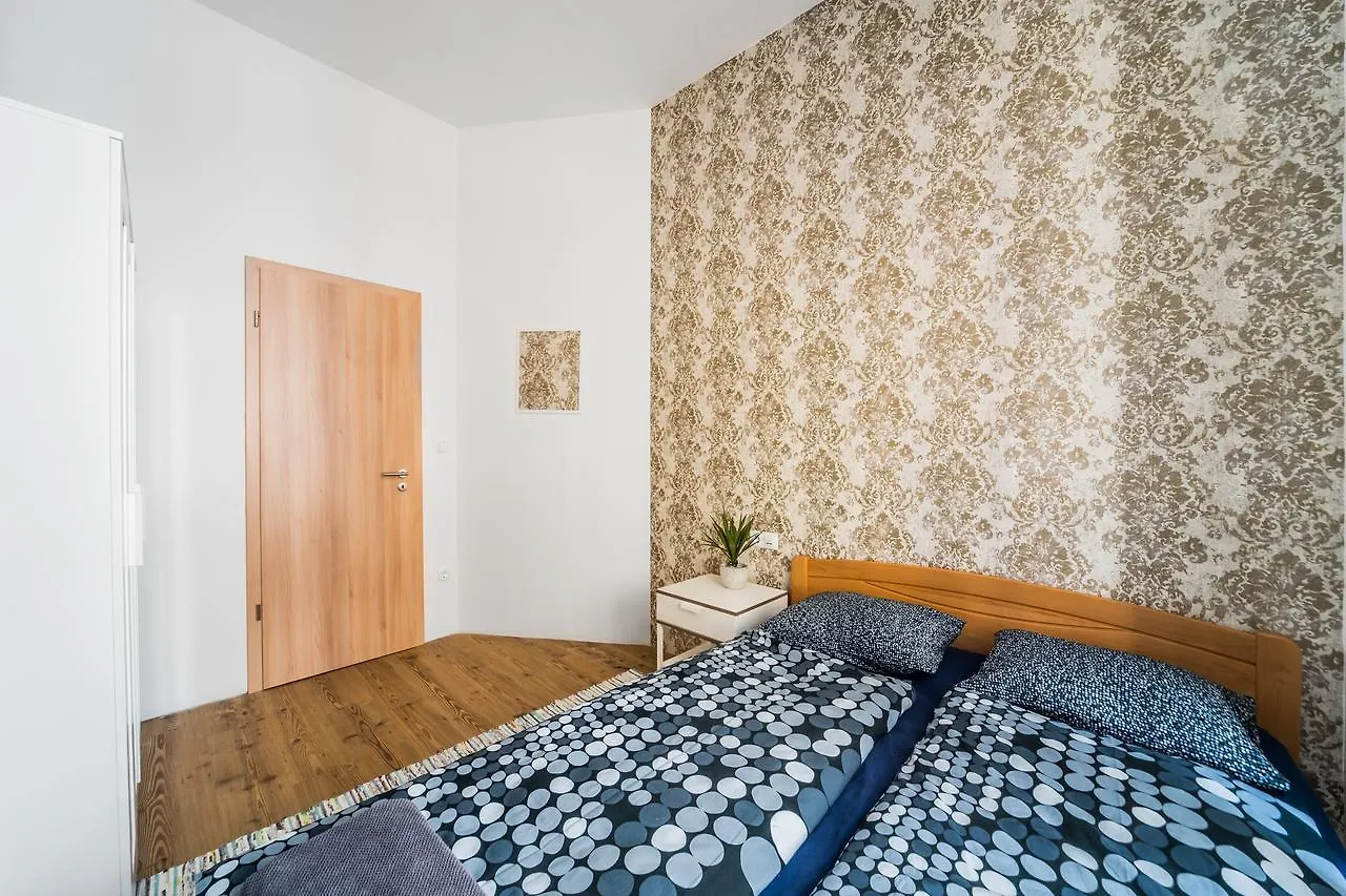 Apartment Nyar 3 Bedroom Centre Entire Home Budapest